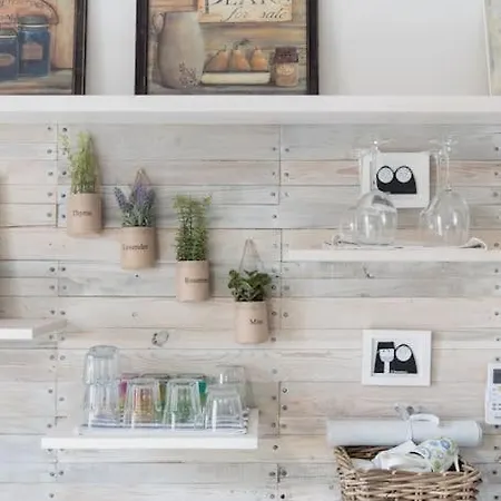 Soliana Apartments-luce