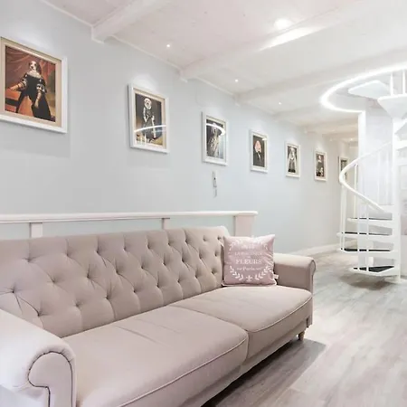 Soliana Apartments-luce