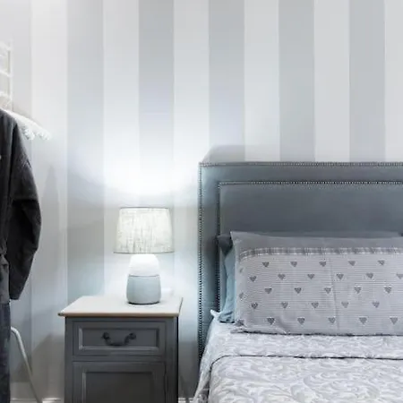 Soliana Apartments-luce דירה *