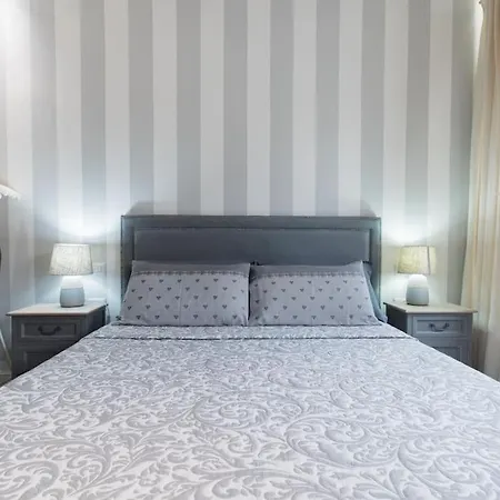 Soliana Apartments-luce דירה
