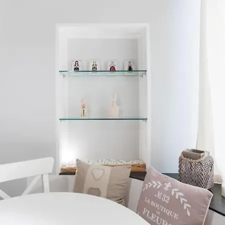 Soliana Apartments-luce דירה *