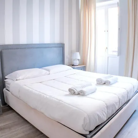 Soliana Apartments-luce