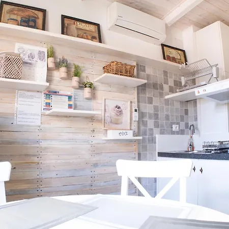 Soliana Apartments-luce *