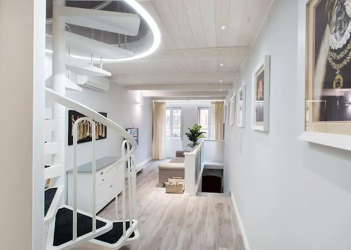 Soliana Apartments-luce *