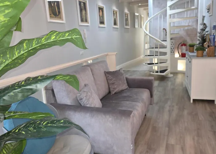 Soliana Apartments-luce