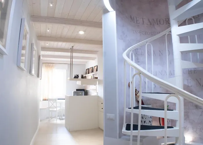 Soliana Apartments-luce * Cagliari