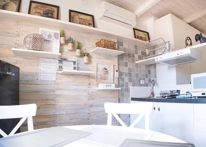 Soliana Apartments-luce *